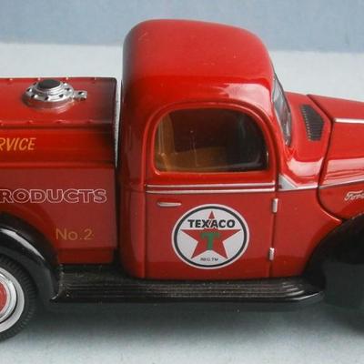 1940 Ford TEXACO Petroleum Truck Model