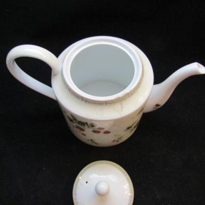 Vintage Wedgwood Teapot- Fleur Pattern (#48)
