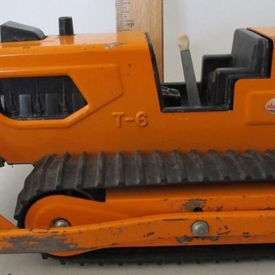 #39 Tonka catapillar, mostly metal