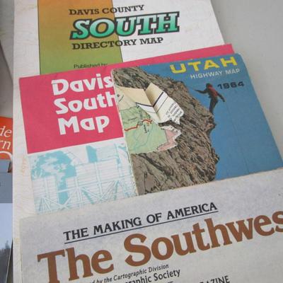 #47 Vintage maps and travel guides