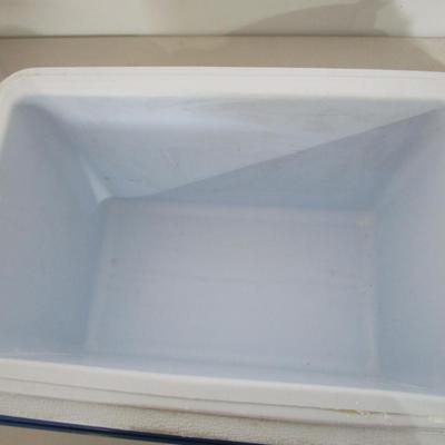 #71 Ice chest, and cooler jugs