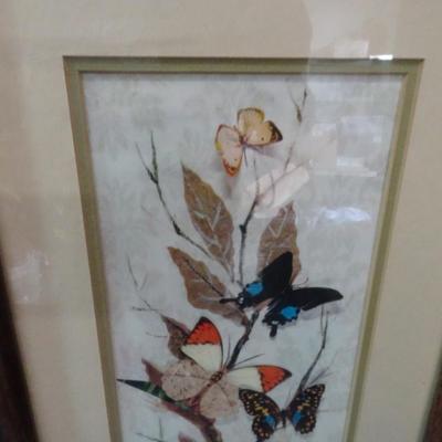 LOT 181. BLUE ANGEL PICTURE AND FLOWER  WALL ART