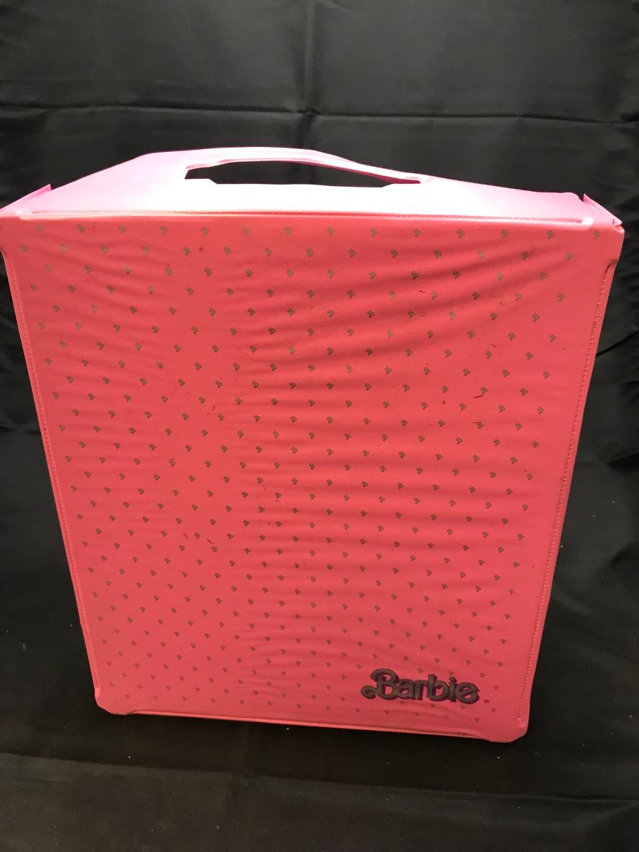 VINTAGE BARBIE BOX | EstateSales.org