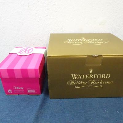 LOT 183 WATERFORD AND MARIE OSMOND DISNEY COLLECTABLE