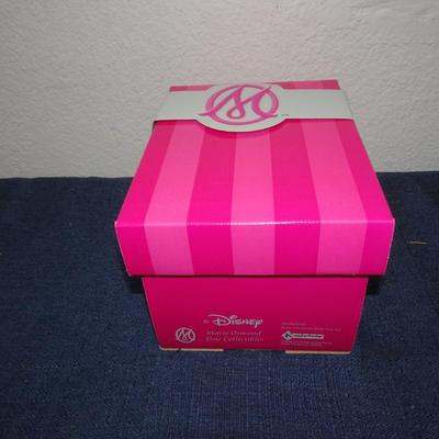 LOT 183 WATERFORD AND MARIE OSMOND DISNEY COLLECTABLE