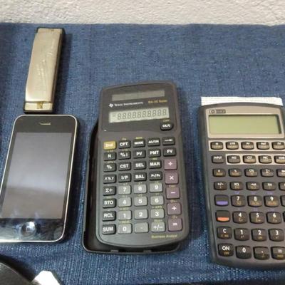 LOT 184. MISC UNTESTED ELECTRONIC ITEMS AND ANGEL DECOR