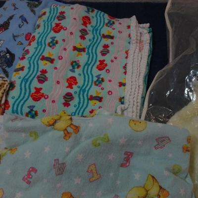 LOT 185. COLLECTION OF BABY BLANKETS