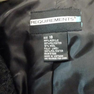 LOT 187. THREE LADIES COATS/JACKETS ALFANI, WORTHINGTON AND REQUIREMENTS BRANDS