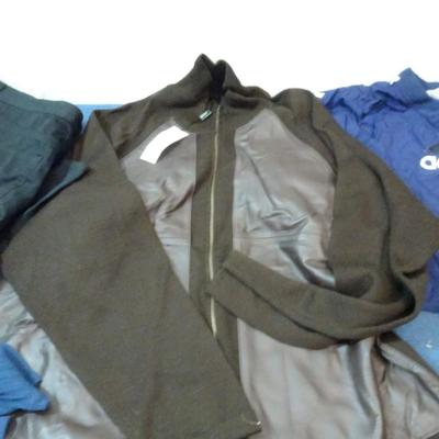 LOT 189 MENS CLOTHING INCLUDING CEZANI MENS SHIRT WITH TAGS, ADIDAS GEAR, SOOCER SHIRT, ETC