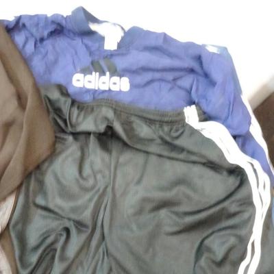 LOT 189 MENS CLOTHING INCLUDING CEZANI MENS SHIRT WITH TAGS, ADIDAS GEAR, SOOCER SHIRT, ETC