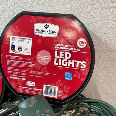 LOT 194. TUB OF CHRISTMAS LIGHTS, SOME NEW IN PACKAGE