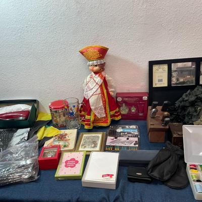 LOT 195. MISC. LOT OF HOME DECOR, DOLL, NEW SAS RED LOAFERS, ETC.