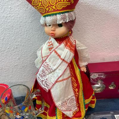 LOT 195. MISC. LOT OF HOME DECOR, DOLL, NEW SAS RED LOAFERS, ETC.