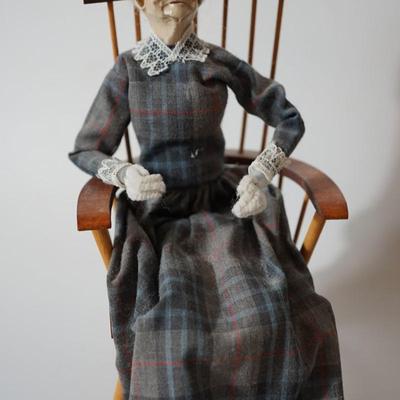 FOLK ART- CHARACTERS GRANPA AND GRANDMA HAND CRAFTED IN THE OZARKS