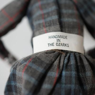 FOLK ART- CHARACTERS GRANPA AND GRANDMA HAND CRAFTED IN THE OZARKS