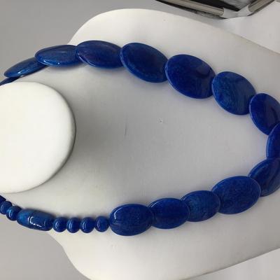 Metallic Blue plastic Type Necklace