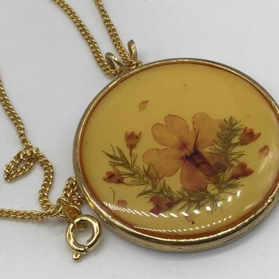 Vintage Floral Round Pendant and Chain