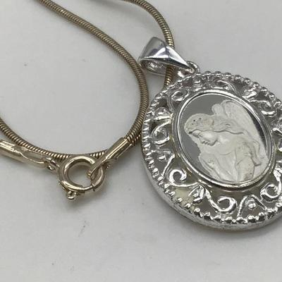 Silver Pendant and Chain 925. Tested