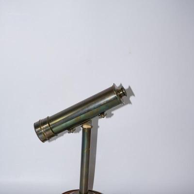 VAN CORT KALIEDESCOPE ON STAND, BRASS ON WALNUT PLATFORM