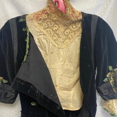 Vintage Antique Victorian Art Deco Velvet Slim Fit Dress with Lace Blouse