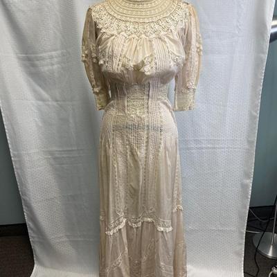 Antique Victorian Romantic Lace Prairie Style Boho Tea Dress