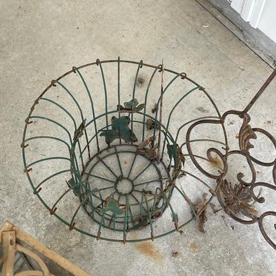 Vintage Lot of Four Metal Outdoor Decor