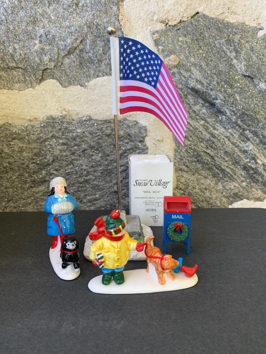 LOT 40R Dept 56 The Patriot House w/Added Accessories