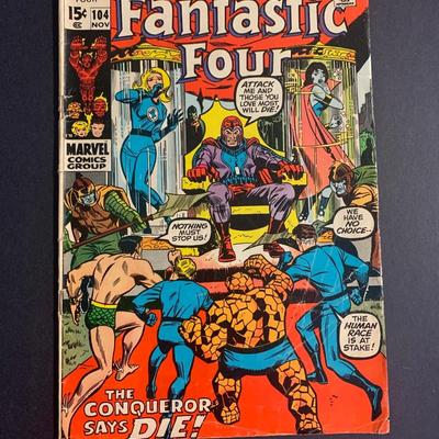 LOT 2R: Fantastic Four Comic Collection