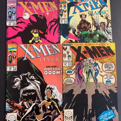 LOT 26R: Large Collection of Marvels Xmen Comics