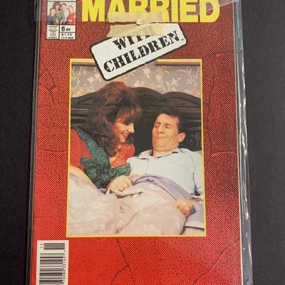 LOT 40R: Married with Children Comics