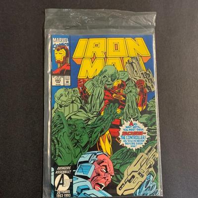 LOT 51:  Marvel Comics Iron Man