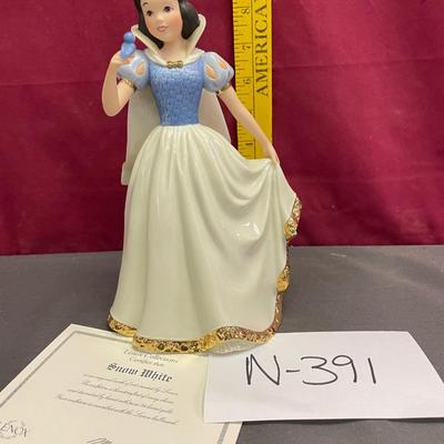 Lenox Snow White