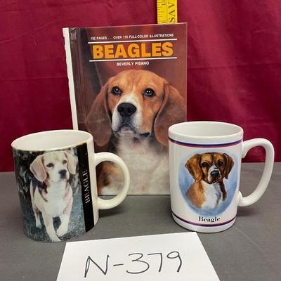 Beagles mugs and book