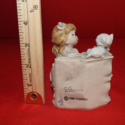 Beautiful Armaniâ€™s little treasures Florence figurine