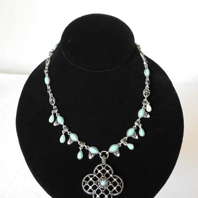 Gorgeous Necklace