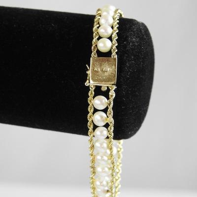 Pearl bracelet in 14 it gold