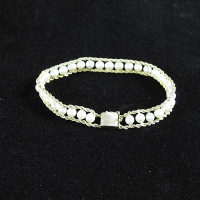 Pearl bracelet in 14 it gold