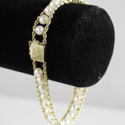 Pearl bracelet in 14 it gold