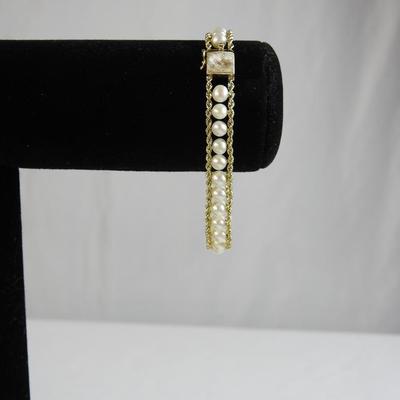 Pearl bracelet in 14 it gold
