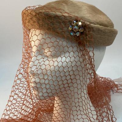 Antique Vintage Louis Original Duchess Hollywood Regency Italian Pillbox Veil Hat
