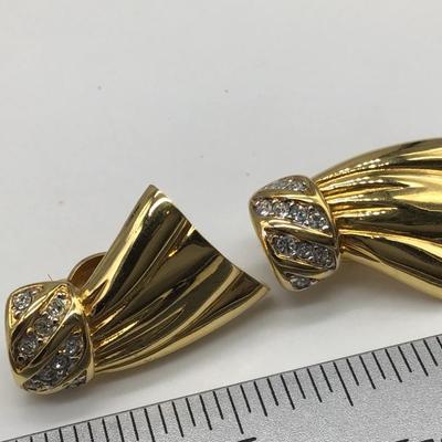 Vintage Clip on Earrings