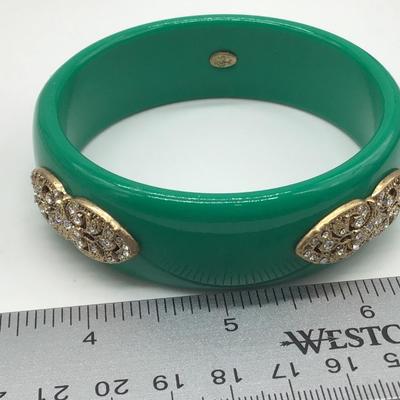 Beautiful Premier Designs Green Rhinestone Bangle  Bracelet