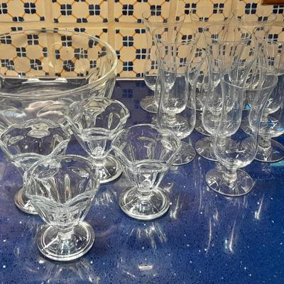 LOT 41 STEMMED GLASSWARE, LARGE BOWL AND CUSTARD CUPS