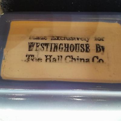 LOT 44 VINTAGE WESTINGHOUSE/HALL CHINA CONTAINERS AND MORE