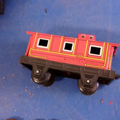 LOT 136 VINTAGE SMALL TRAIN SET