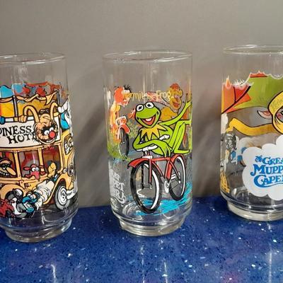 LOT 49 THREE MUPPETS COLLECTIBLE CHARACTER GLASSES