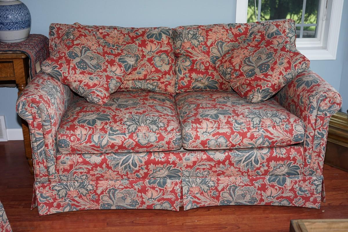 PAISLEY PATTERN UPHOLSTERED LOVESEAT
