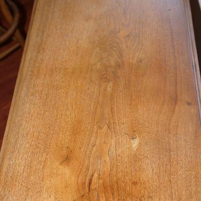 19TH CENTURY WALNUT/CHERRY  THREE BOARD DROP LEAF KITCHEN TABLE