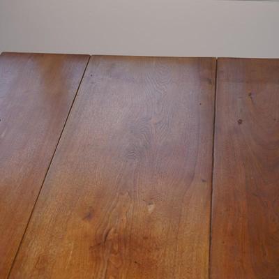 19TH CENTURY WALNUT/CHERRY  THREE BOARD DROP LEAF KITCHEN TABLE