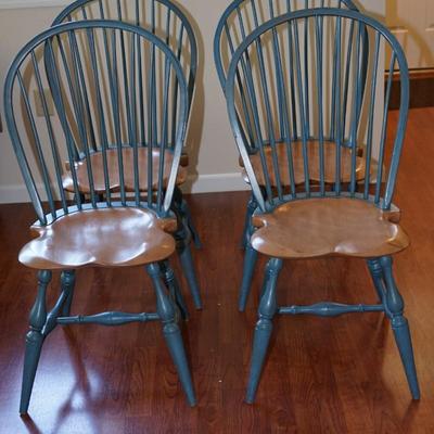 SET OF FOUR Hale of Vermont WINDSOR STYLE CHAIRS OF QUALITY NATURAL & COLONIAL BLUE PAINTED